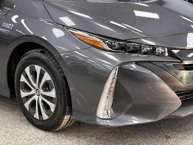 2022 Toyota Prius Prime LE [9]