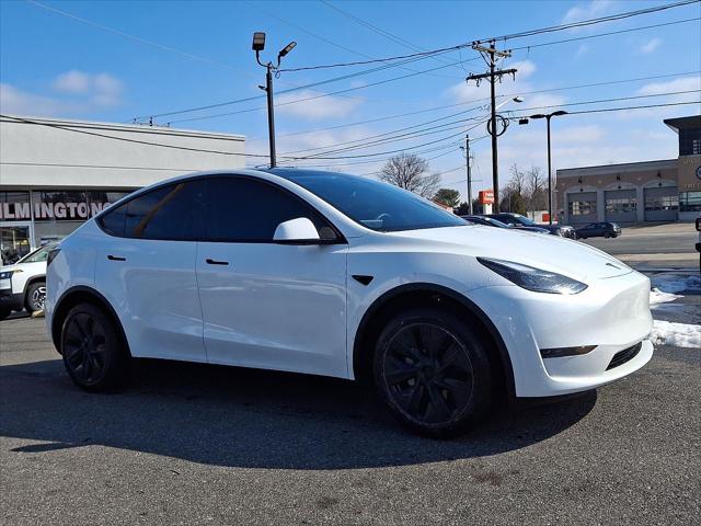 2024 Tesla Model Y Base