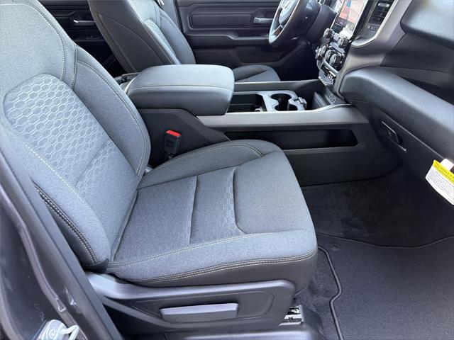 2026 Ram 1500 Express Crew Cab 4x4 5'7" Box