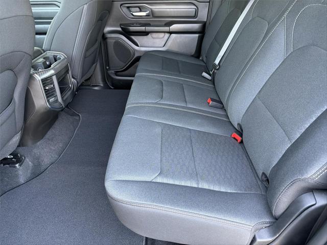 2026 Ram 1500 Express Crew Cab 4x4 5'7" Box