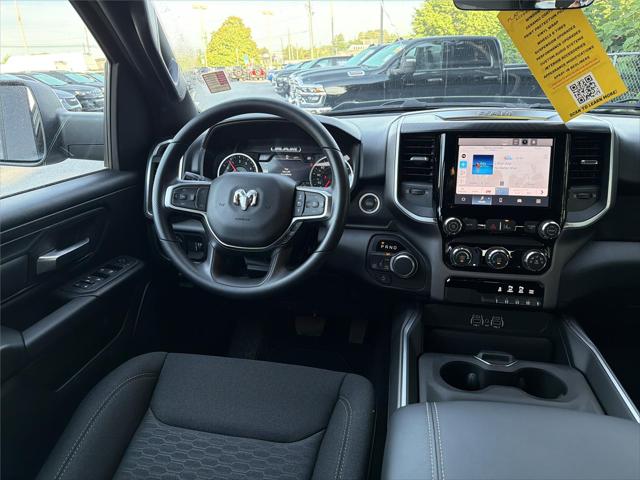 2026 Ram 1500 Express Crew Cab 4x4 5'7" Box