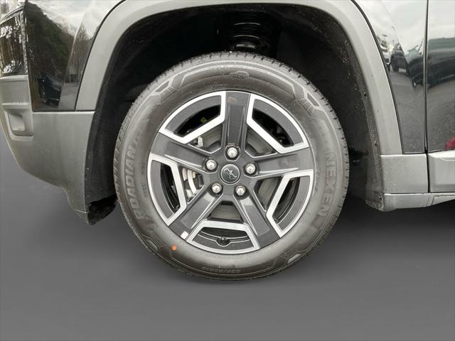 2026 Jeep Cherokee Laredo 4x4