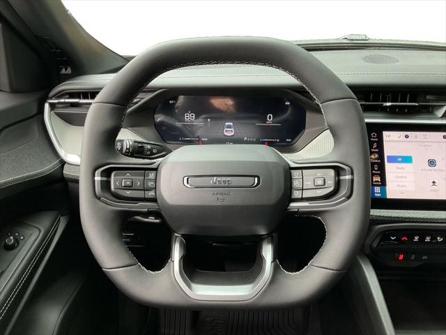 2026 Jeep Cherokee Laredo 4x4