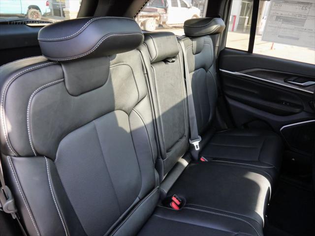2026 Jeep Grand Cherokee Limited Reserve 4x4