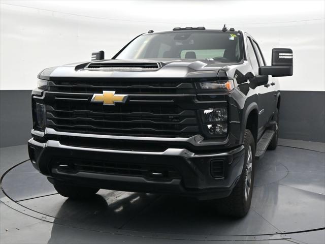 2025 Chevrolet Silverado 2500HD 4WD Crew Cab Standard Bed Custom
