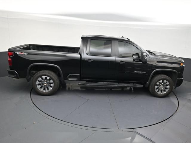 2025 Chevrolet Silverado 2500HD 4WD Crew Cab Standard Bed Custom