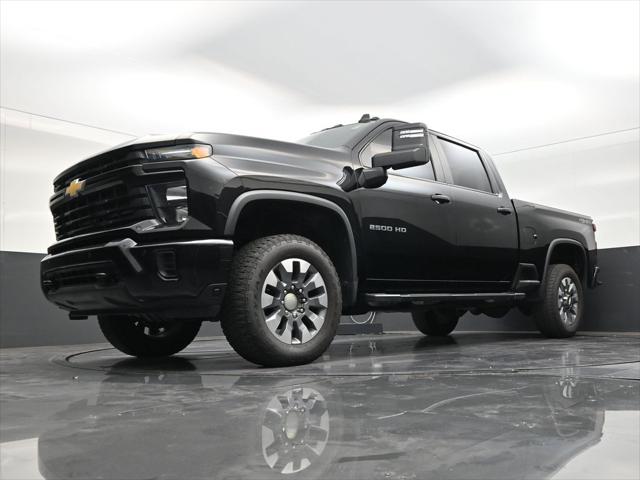 2025 Chevrolet Silverado 2500HD 4WD Crew Cab Standard Bed Custom