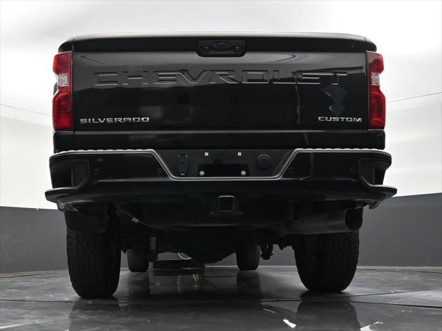 2025 Chevrolet Silverado 2500HD 4WD Crew Cab Standard Bed Custom