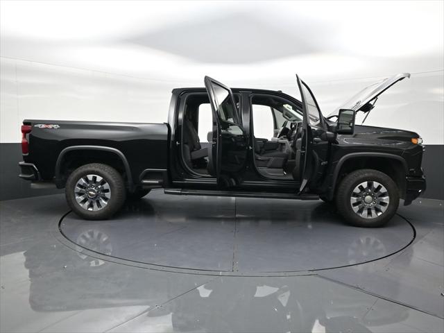 2025 Chevrolet Silverado 2500HD 4WD Crew Cab Standard Bed Custom