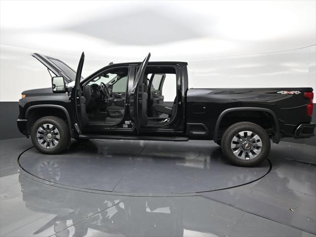 2025 Chevrolet Silverado 2500HD 4WD Crew Cab Standard Bed Custom