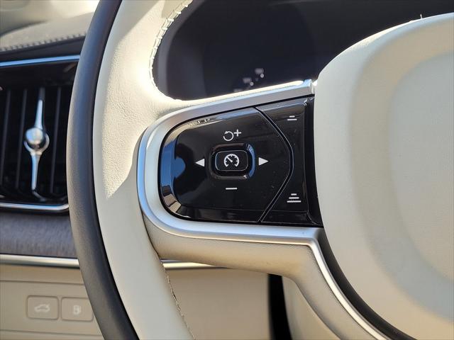 2026 Volvo XC90 Plug-In Hybrid Ultra, T8 AWD, Electric/Gasoline, Bright, 7 Seats