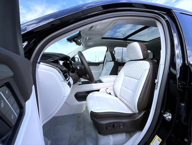 2026 GMC Acadia Denali AWD