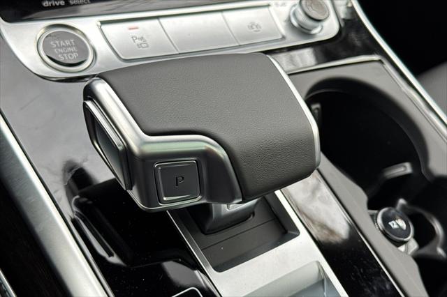 2026 Audi Q8 Premium Plus 55 TFSI quattro Tiptronic
