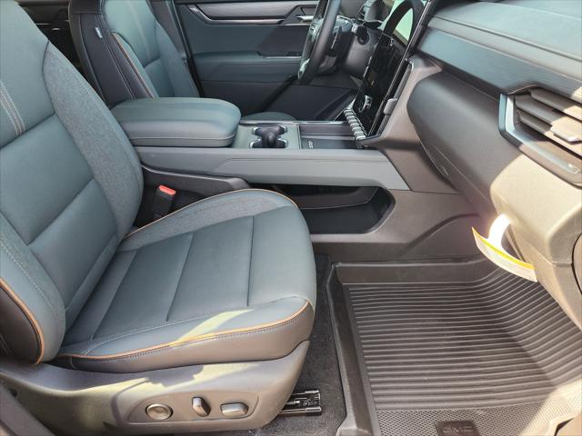 2026 GMC Acadia AT4 AWD