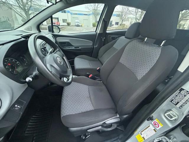 2016 Toyota Yaris SE