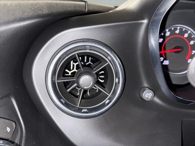 2021 Chevrolet Camaro RWD Coupe 1LT