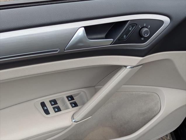 2016 Volkswagen Golf TSI SE 4-Door