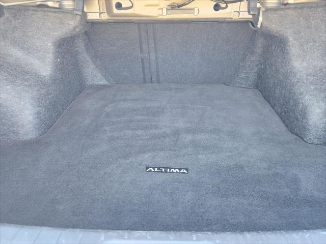 2024 Nissan Altima SV FWD