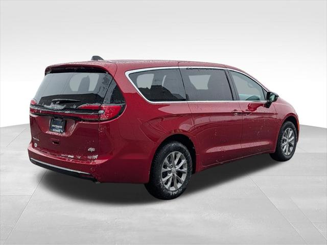 2026 Chrysler Pacifica Select AWD