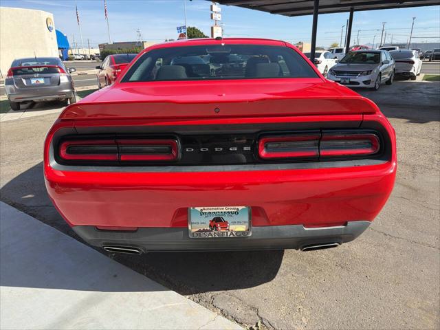 2021 Dodge Challenger SXT