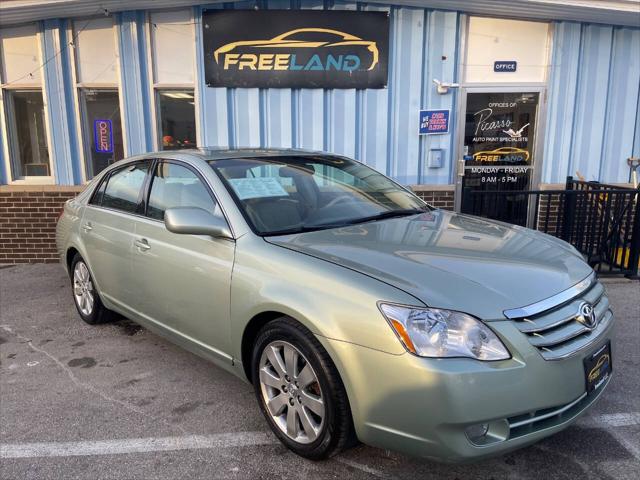 2007 Toyota Avalon XLS for sale in Waukesha, WI