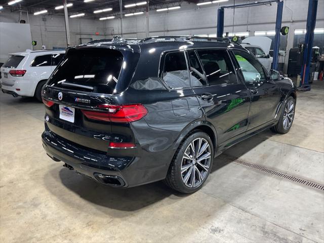 2022 BMW X7 M50i