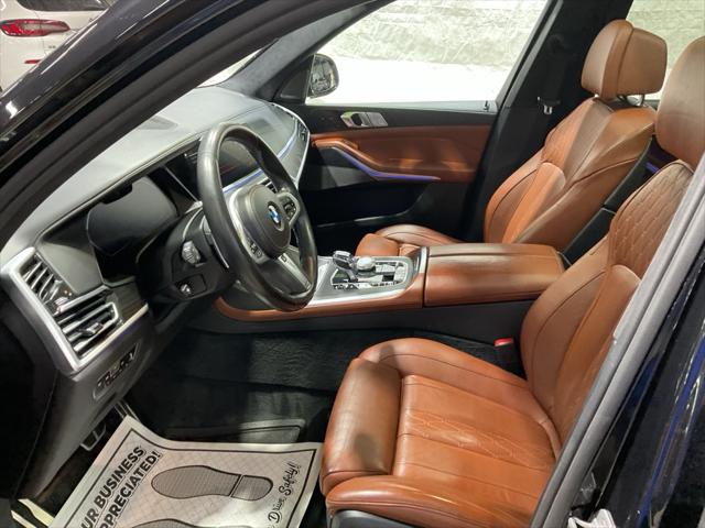 2022 BMW X7 M50i
