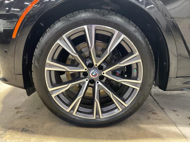 2022 BMW X7 M50i