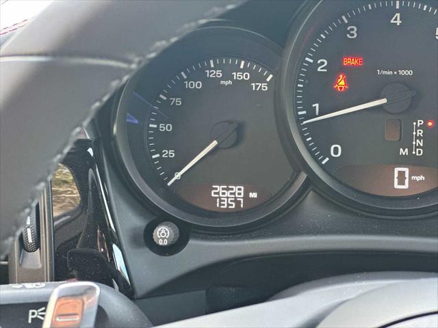 2025 Porsche Macan AWD