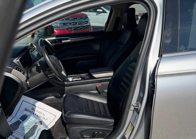 2020 Ford Fusion SEL