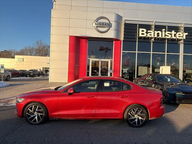 2019 Volvo S60 T6 Momentum