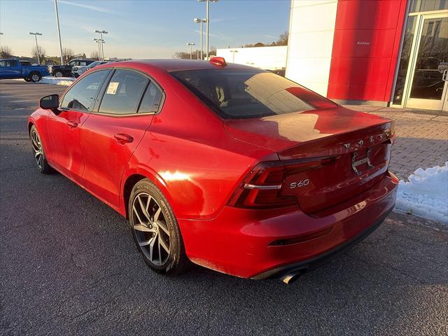 2019 Volvo S60 T6 Momentum