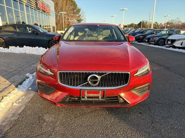 2019 Volvo S60 T6 Momentum