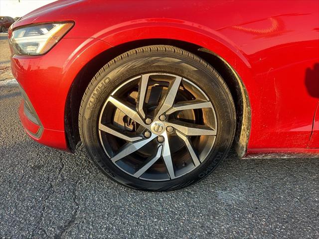 2019 Volvo S60 T6 Momentum