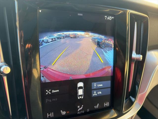 2019 Volvo S60 T6 Momentum