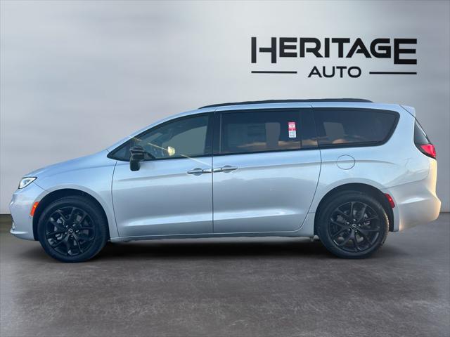 2026 Chrysler Pacifica Limited AWD