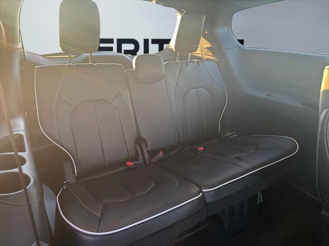 2026 Chrysler Pacifica Limited AWD