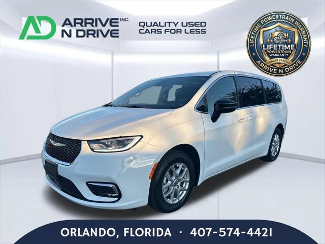 2025 Chrysler Pacifica Select for sale in Orlando, FL