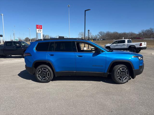2026 Jeep Cherokee Laredo 4x4