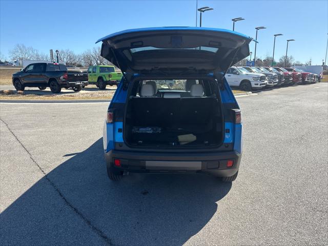 2026 Jeep Cherokee Laredo 4x4