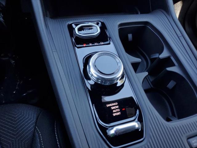2026 Jeep Cherokee Laredo 4x4