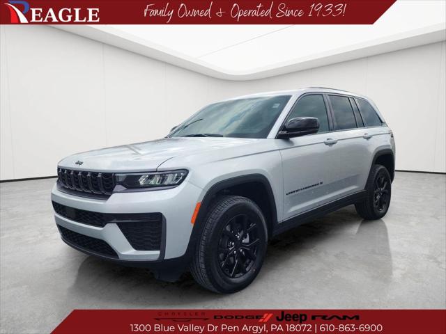 2026 Jeep Grand Cherokee GRAND CHEROKEE LAREDO ALTITUDE 4X4 2026 Jeep Grand Cherokee GRAND CHEROKEE LAREDO ALTITUDE 4X4