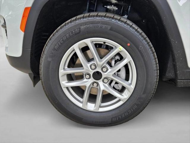 2026 Jeep Grand Cherokee Altitude 4x2