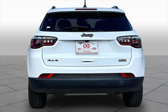 2026 Jeep Compass Latitude Altitude