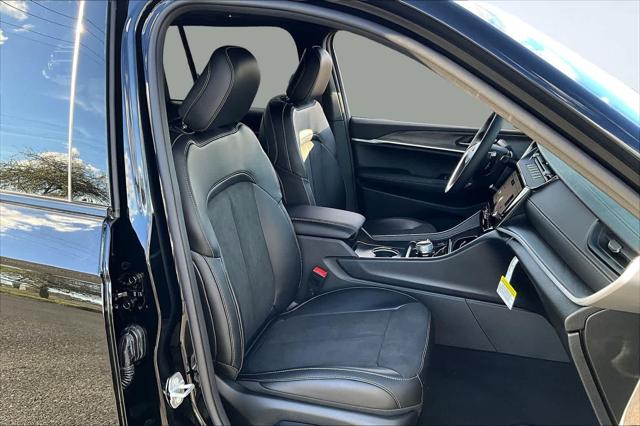 2026 Jeep Grand Cherokee Altitude 4x4