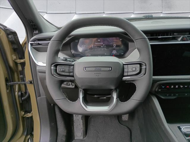 2026 Jeep Cherokee Laredo 4x4