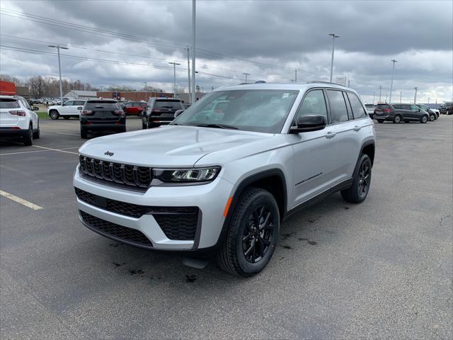 2026 Jeep Grand Cherokee GRAND CHEROKEE LAREDO ALTITUDE 4X4 2026 Jeep Grand Cherokee GRAND CHEROKEE LAREDO ALTITUDE 4X4