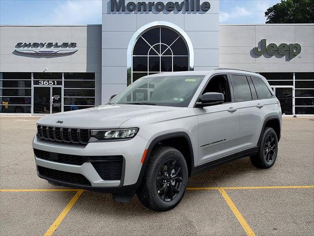 2026 Jeep Grand Cherokee GRAND CHEROKEE LAREDO ALTITUDE 4X4 2026 Jeep Grand Cherokee GRAND CHEROKEE LAREDO ALTITUDE 4X4