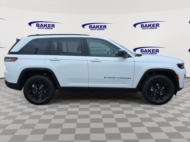 2026 Jeep Grand Cherokee GRAND CHEROKEE LAREDO ALTITUDE 4X4