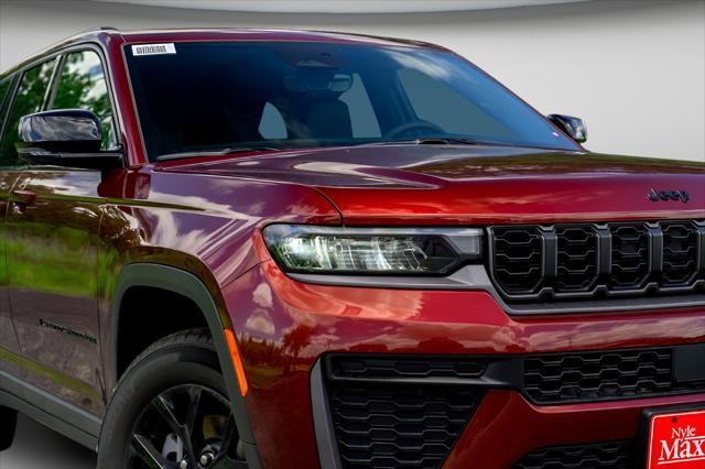 2026 Jeep Grand Cherokee GRAND CHEROKEE LAREDO ALTITUDE 4X2